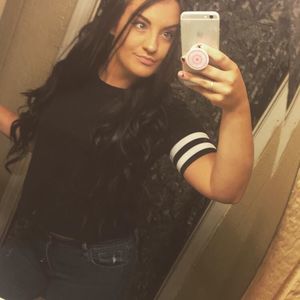 Meet your Posher, Olivia